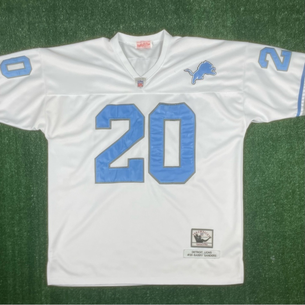 Mitchell And Ness Throwback Detroit Lions Barry Sanders Jersey